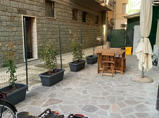 Acquamarina Apartman *